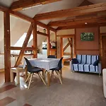 Im Vogelhaus Mit Dachterasse Und Grossem Garten Lägenhet Calau