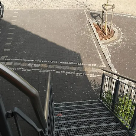 Apartment Im Vogelhaus Mit Dachterasse Und Grossem Garten Calau