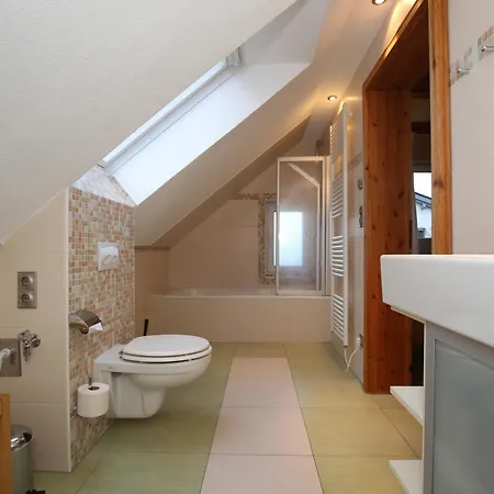 Im Vogelhaus Mit Dachterasse Und Grossem Garten Apartment Calau