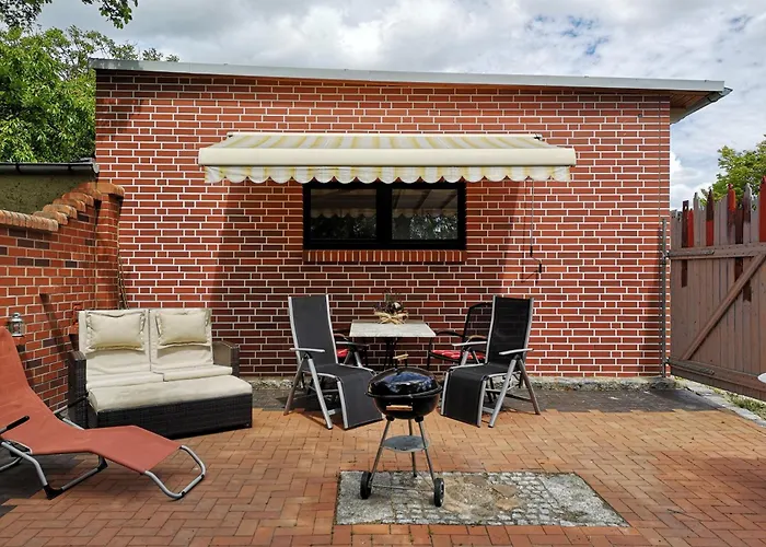 Im Vogelhaus Mit Dachterasse Und Grossem Garten *