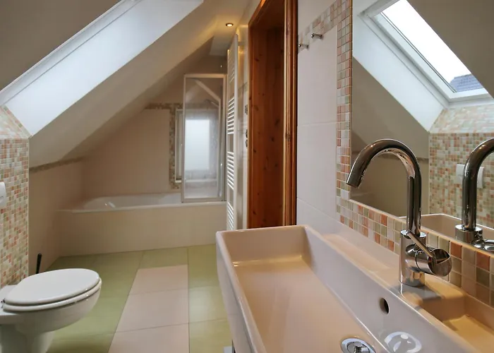 Im Vogelhaus Mit Dachterasse Und Grossem Garten Calau